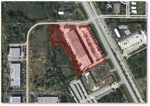 8447 S US Highway 1, Port Saint Lucie, FL à louer Photo intérieure– Image 2 sur 2