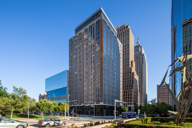 Plus de détails pour 250 N Robinson Ave, Oklahoma City, OK - Bureau à vendre