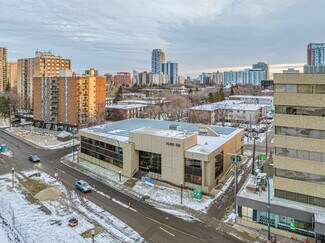 Plus de détails pour 12315 Stony Plain Rd NW, Edmonton, AB - Bureau/Médical à louer