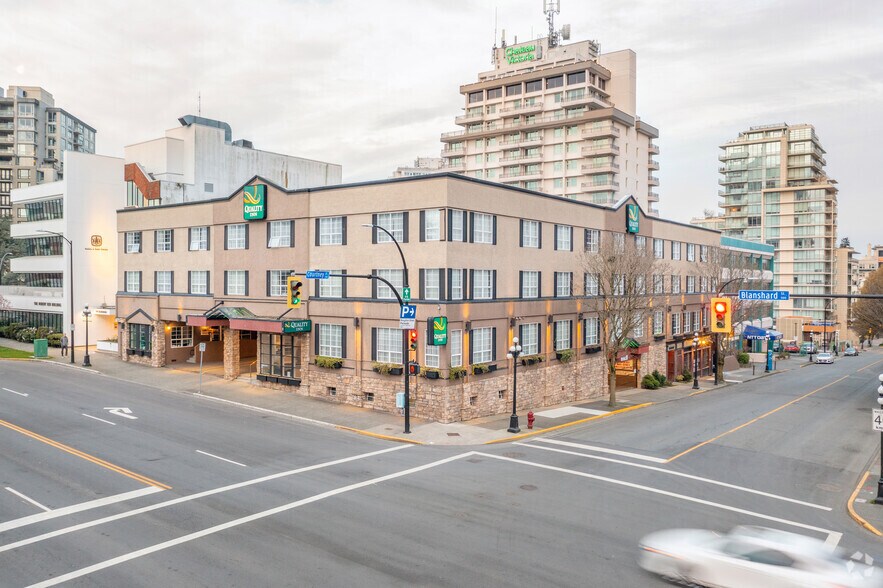 777 Courtney St, Victoria, BC à louer - Photo principale – Image 1 sur 3
