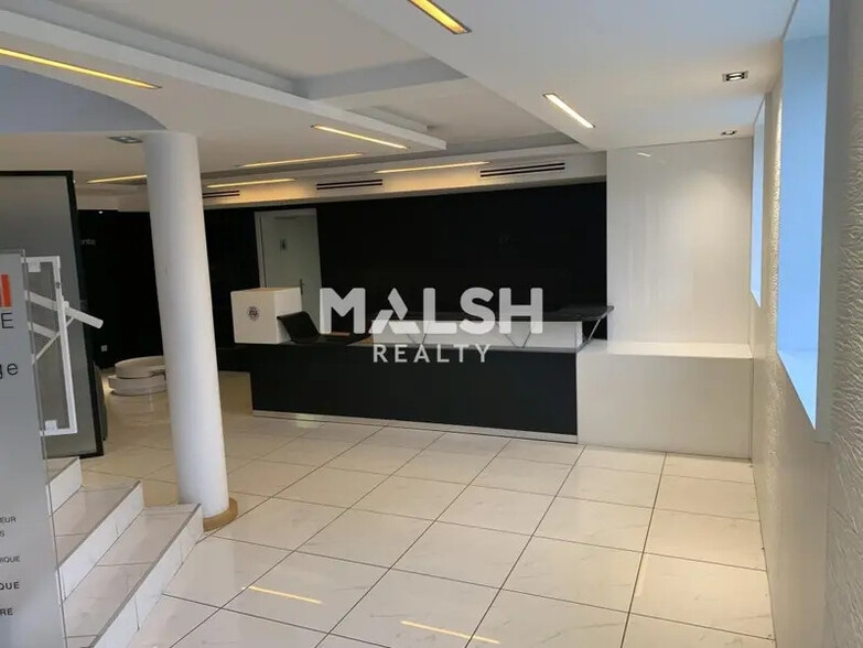 Bureau dans Rillieux-la-Pape à vendre - Photo intérieure – Image 2 sur 22