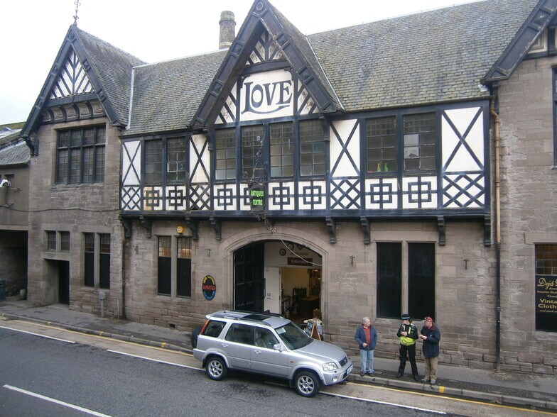 52 Canal St, Perth à vendre - Photo de l’immeuble – Image 2 sur 3