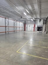 724 Caledonia Rd, Toronto, ON à louer Photo intérieure– Image 2 sur 5