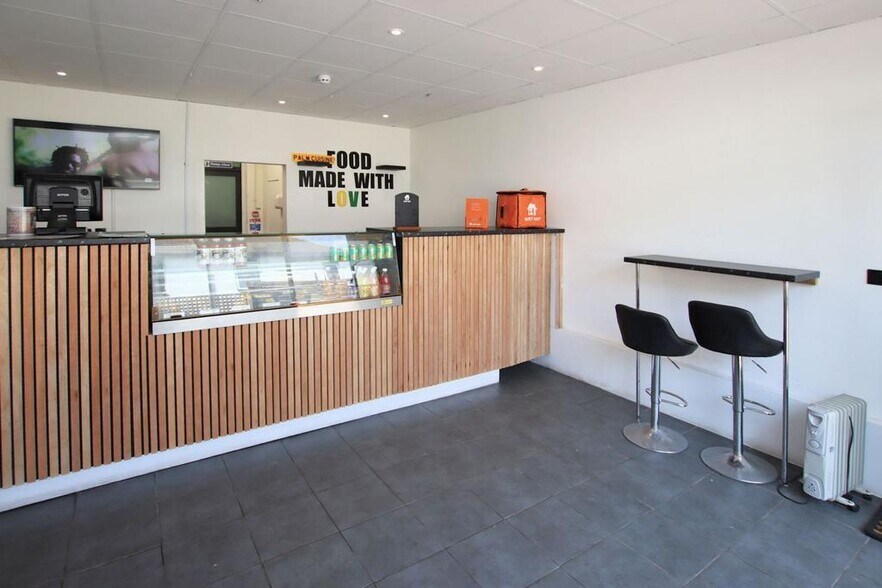 Purley Oaks Rd, South Croydon à vendre - Photo de l’immeuble – Image 3 sur 5