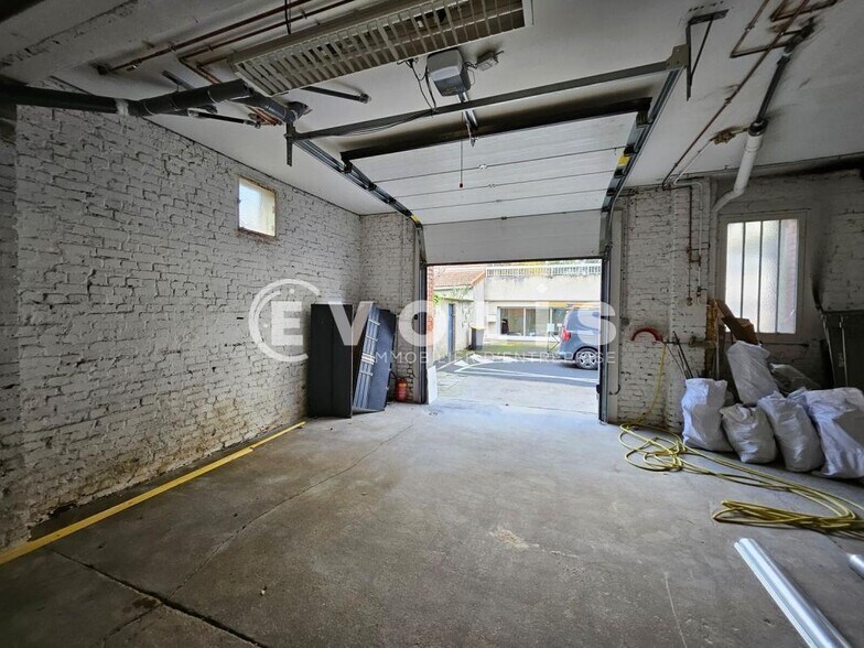 Local d’activités dans Gentilly à louer - Photo de l’immeuble – Image 3 sur 16