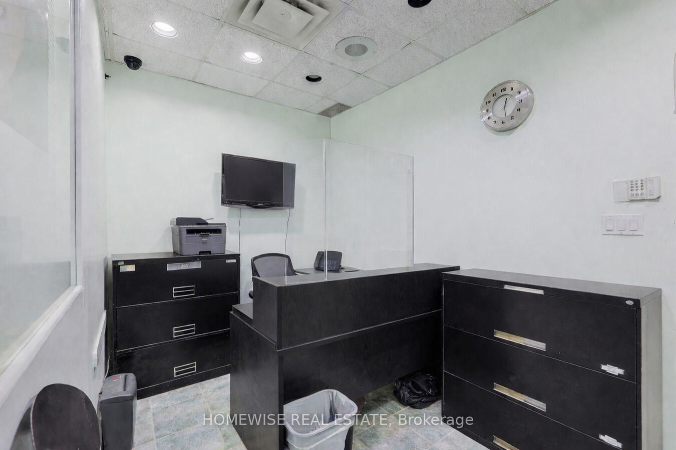 1466 Bathurst St, Toronto, ON M5R 3S3 - Lot 302 -  - Photo intérieure - Image 2 of 10