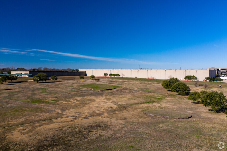 11000 Middle Fiskville Rd, Austin, TX à louer - Photo de l’immeuble – Image 3 sur 7