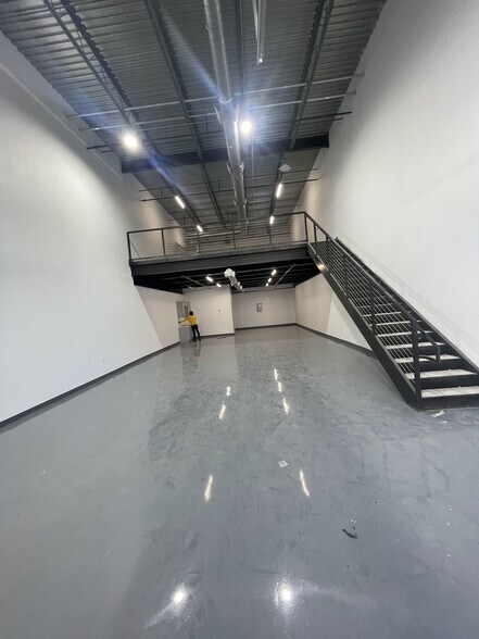 2601 State Highway 121, Lewisville, TX à vendre - Photo intérieure – Image 2 sur 31