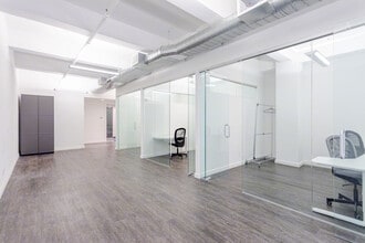 525 Seventh Ave, New York, NY à louer Photo intérieure– Image 2 sur 4