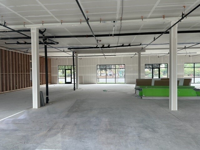 989 S Burlington Blvd, Burlington, WA à louer - Photo intérieure – Image 3 sur 9