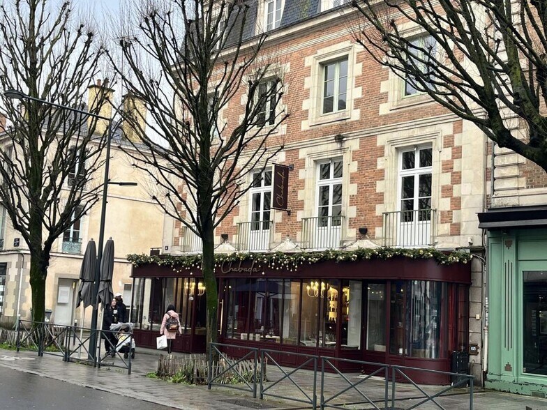 Bureau dans Rennes à louer - Photo de l’immeuble – Image 1 sur 6
