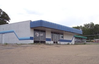 Plus de détails pour 320 SE 29th St, Topeka, KS - Local commercial à louer