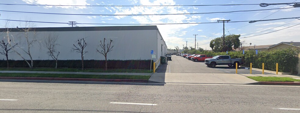 923-957 Baldwin Park Blvd, Baldwin Park, CA à louer - Photo de l’immeuble – Image 3 sur 3