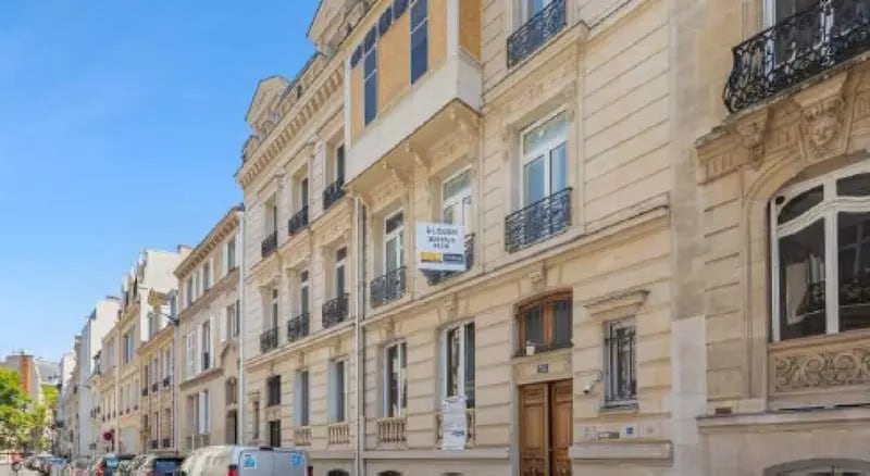 26 Rue Fortuny, Paris à louer - Photo de l’immeuble – Image 1 sur 11