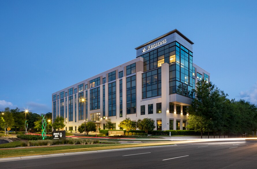 3700 Glenwood Ave, Raleigh, NC à louer - Photo de l’immeuble – Image 3 sur 21