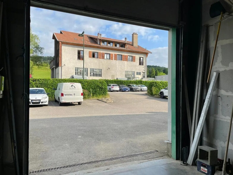 Local d’activités dans Argonay à louer - Photo de l’immeuble – Image 2 sur 6