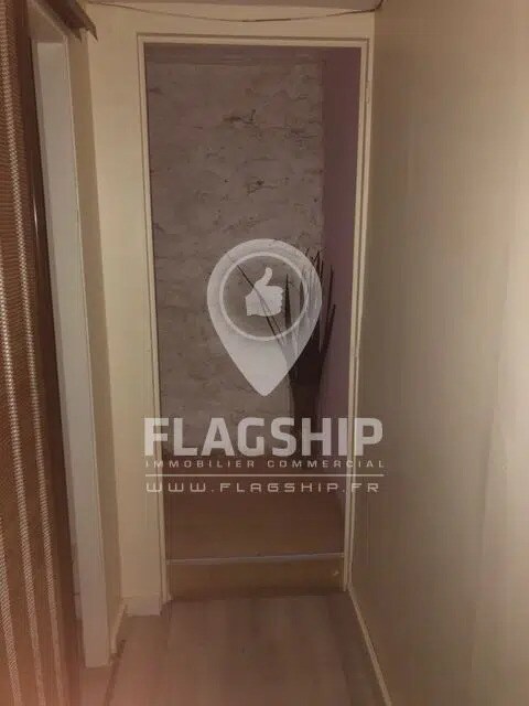 Local commercial dans Paris à vendre Photo de l’immeuble– Image 1 sur 5