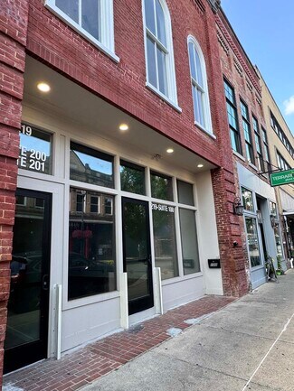 Plus de détails pour 219 E Main St, Johnson City, TN - Bureau/Local commercial à louer