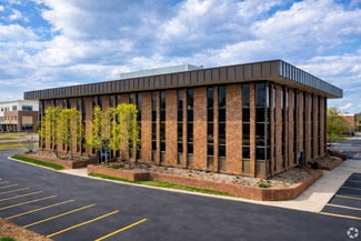 Plus de détails pour 10 W Square Lake Rd, Bloomfield Hills, MI - Bureau à louer