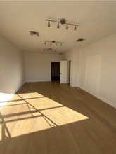 156-170 S Beverly Dr, Beverly Hills, CA à louer Photo intérieure– Image 2 sur 3