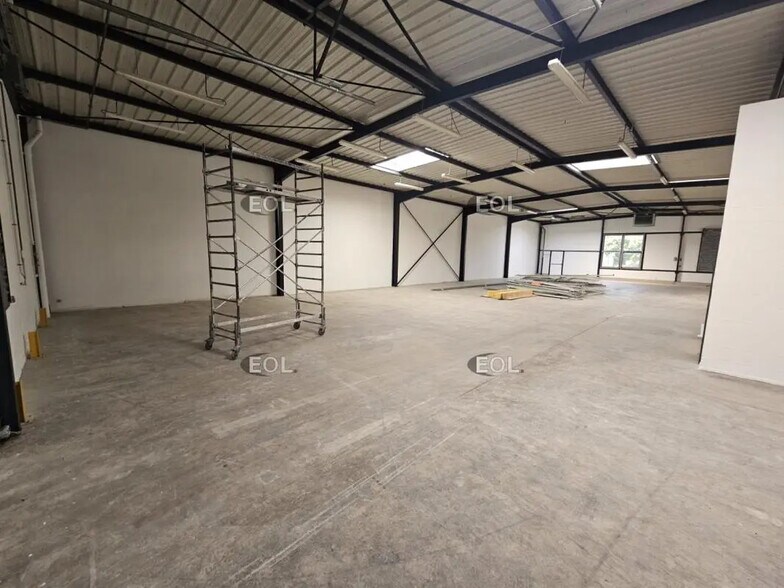Local d’activités dans Ivry-sur-Seine à louer - Photo intérieure – Image 2 sur 9