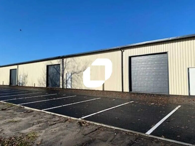 Local d’activités dans Cestas à louer - Photo de l’immeuble – Image 3 sur 4