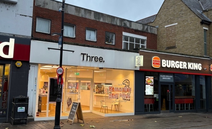 66-68 High St, Staines à louer Photo de l’immeuble– Image 1 sur 1