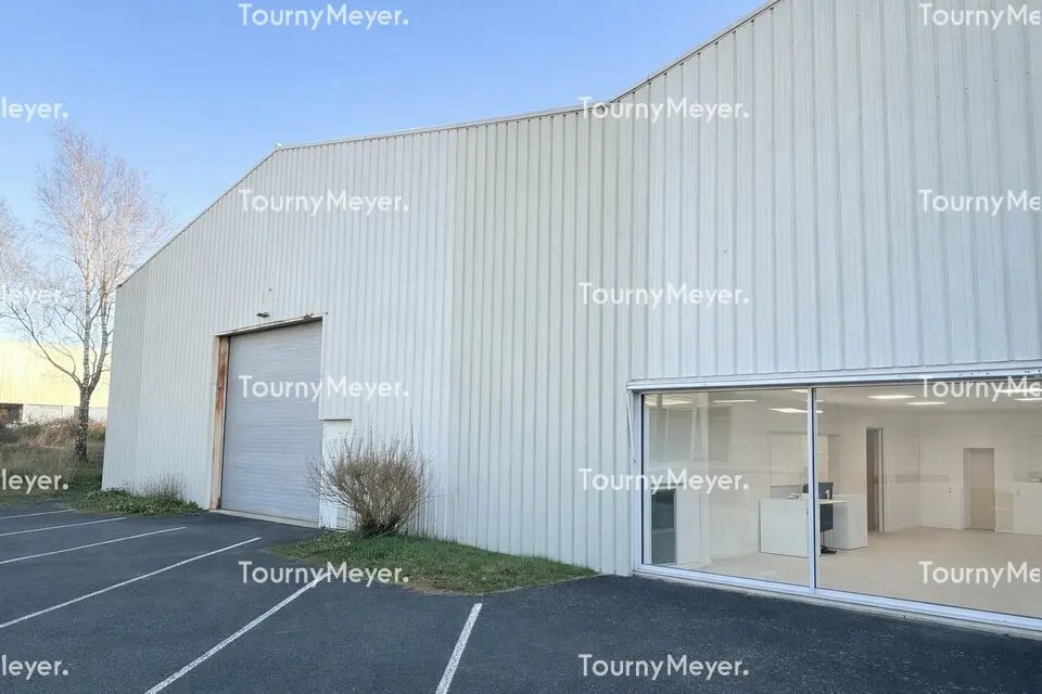 Local d’activités dans Saint-Herblain à louer Photo de l’immeuble– Image 1 sur 4