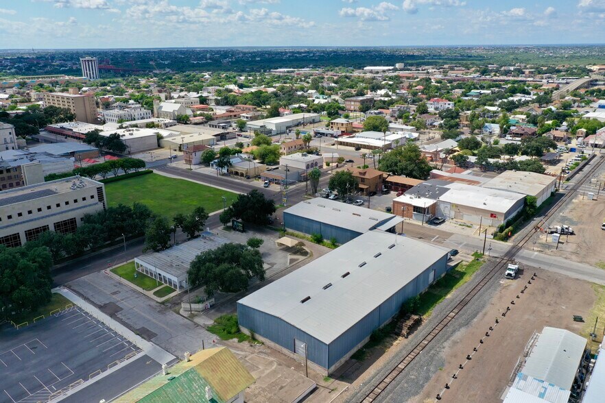 1119 Juarez Ave, Laredo, TX à vendre - Photo de l’immeuble – Image 3 sur 8