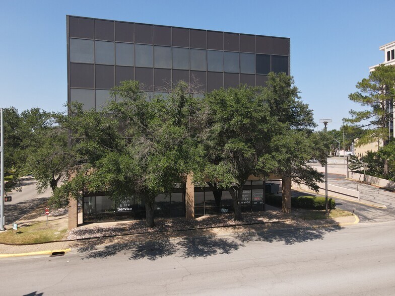 333 W Main St, Ardmore, OK à vendre - Photo de l’immeuble – Image 3 sur 17