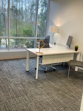 675 Mansell Rd, Roswell, GA à louer Photo intérieure– Image 1 sur 2
