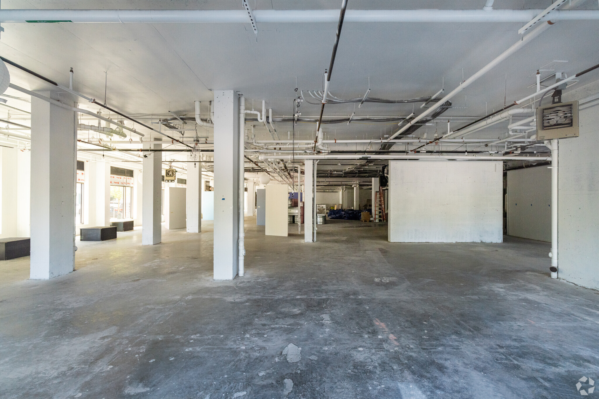 2 Shore Ln, Jersey City, NJ à louer Photo intérieure– Image 1 sur 5