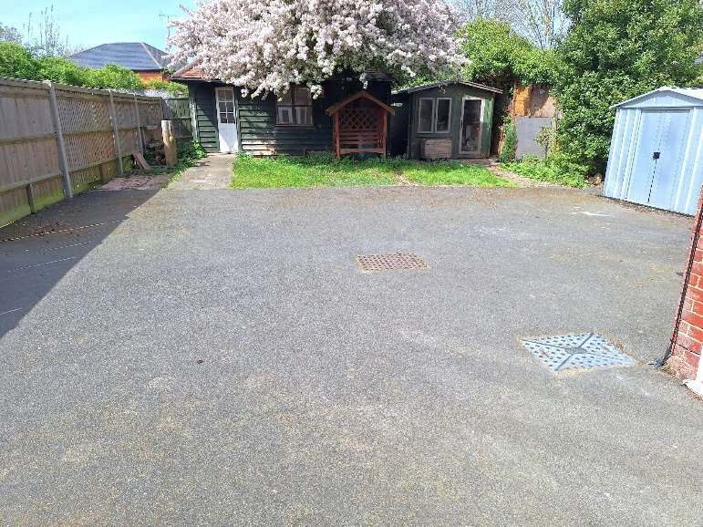 14 High St, Godalming à louer - Photo de l’immeuble – Image 2 sur 2