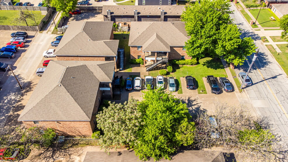 1226 Bagby Ave, Waco, TX à vendre - Photo de l’immeuble – Image 2 sur 24