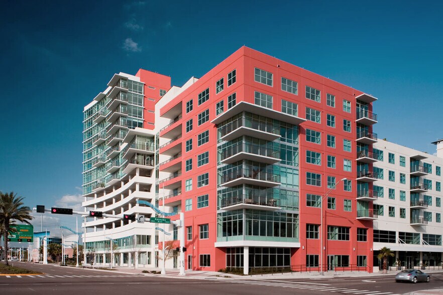 1120 E Kennedy Blvd, Tampa, FL à vendre - Photo de l’immeuble – Image 2 sur 24