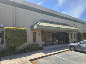 2490 Arnold Industrial Way, Concord, CA à louer Photo intérieure– Image 2 sur 2