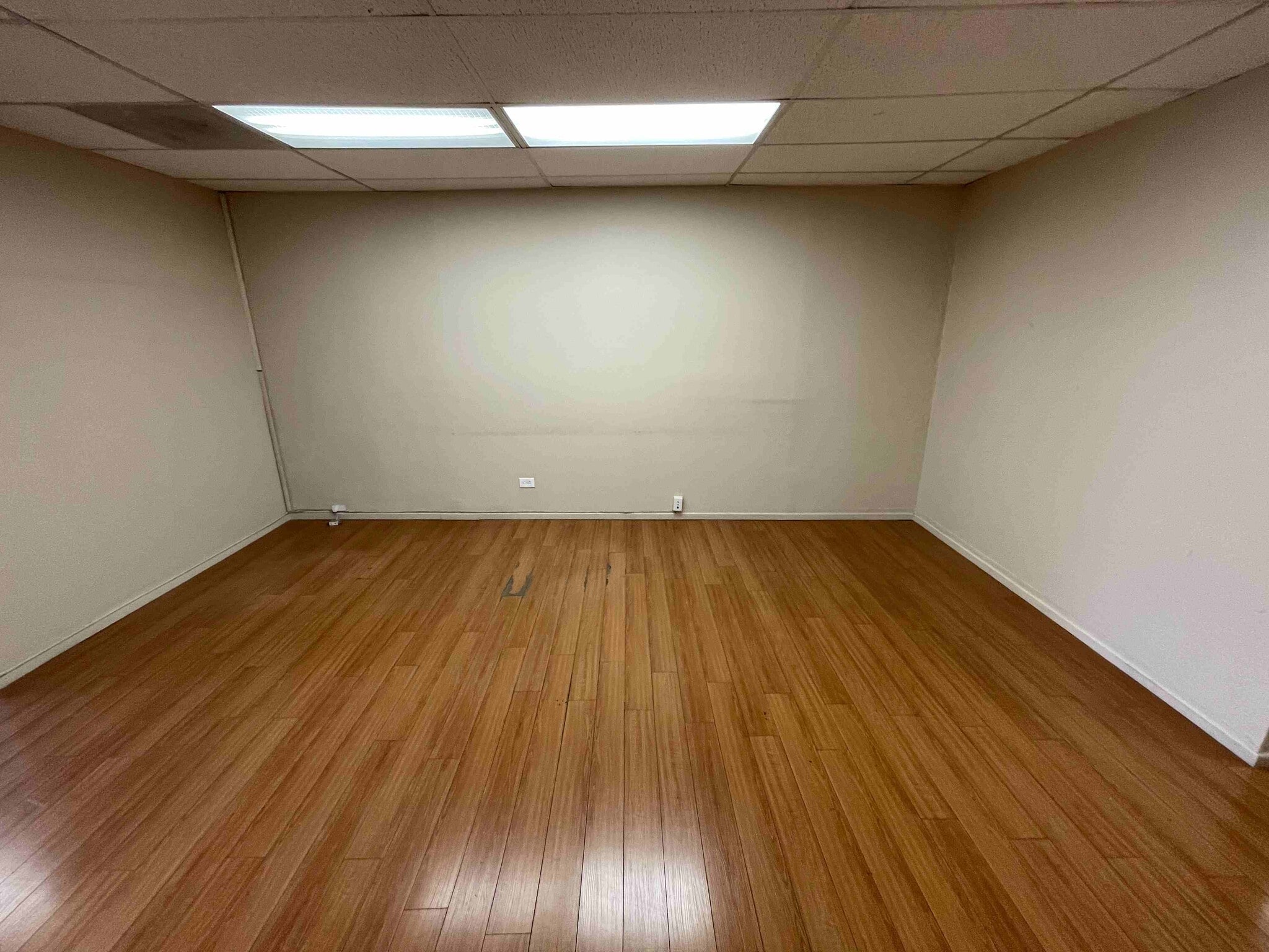 6450 Bellingham Ave, North Hollywood, CA à vendre Photo intérieure– Image 1 sur 15