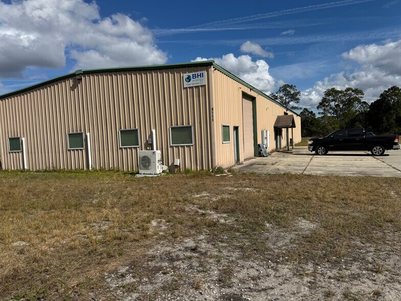 4555 South St, Titusville, FL à vendre - Photo de l’immeuble – Image 2 sur 5