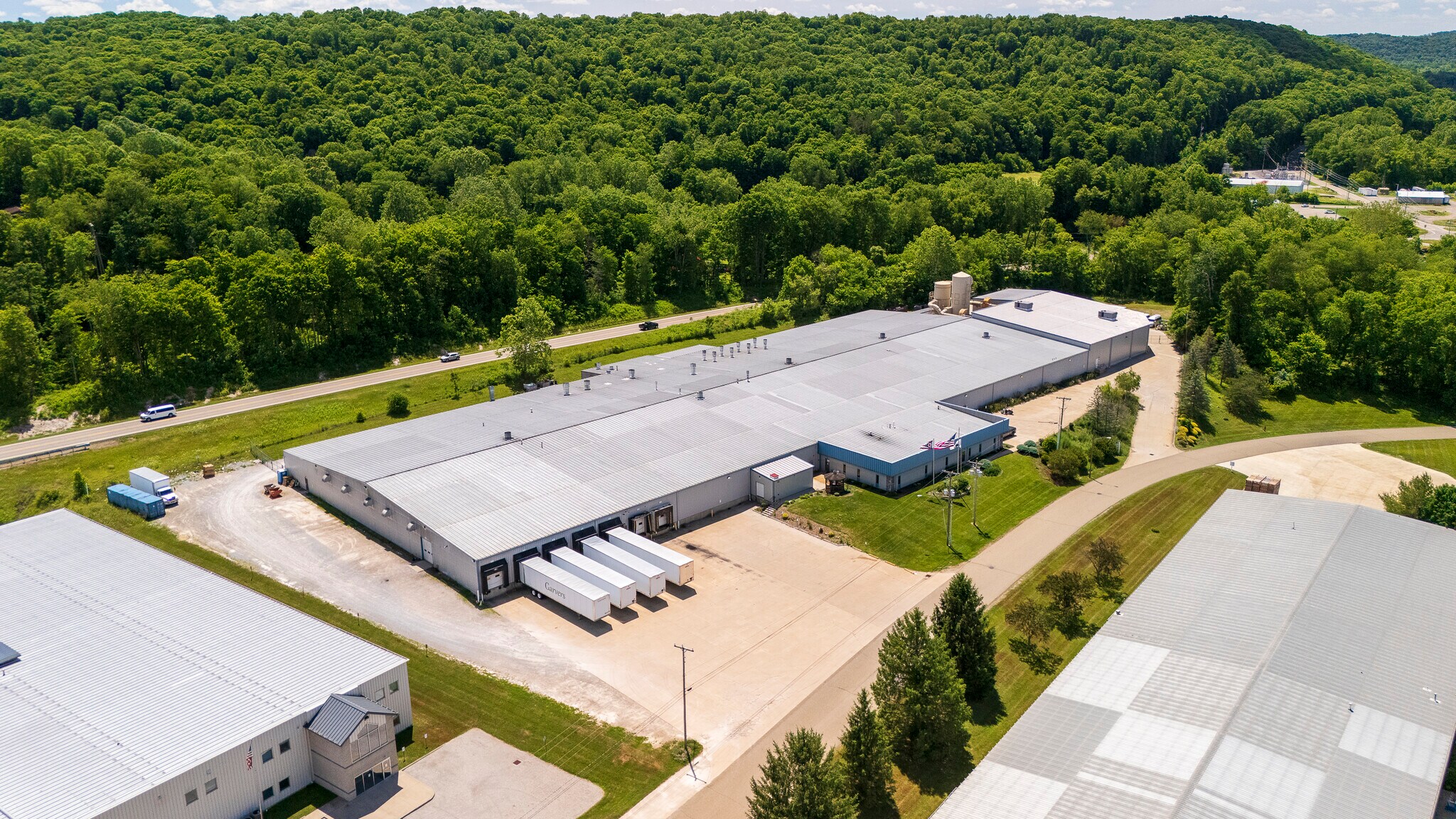 100 Straits Ln, Killbuck, OH à louer Photo de l’immeuble– Image 1 sur 7