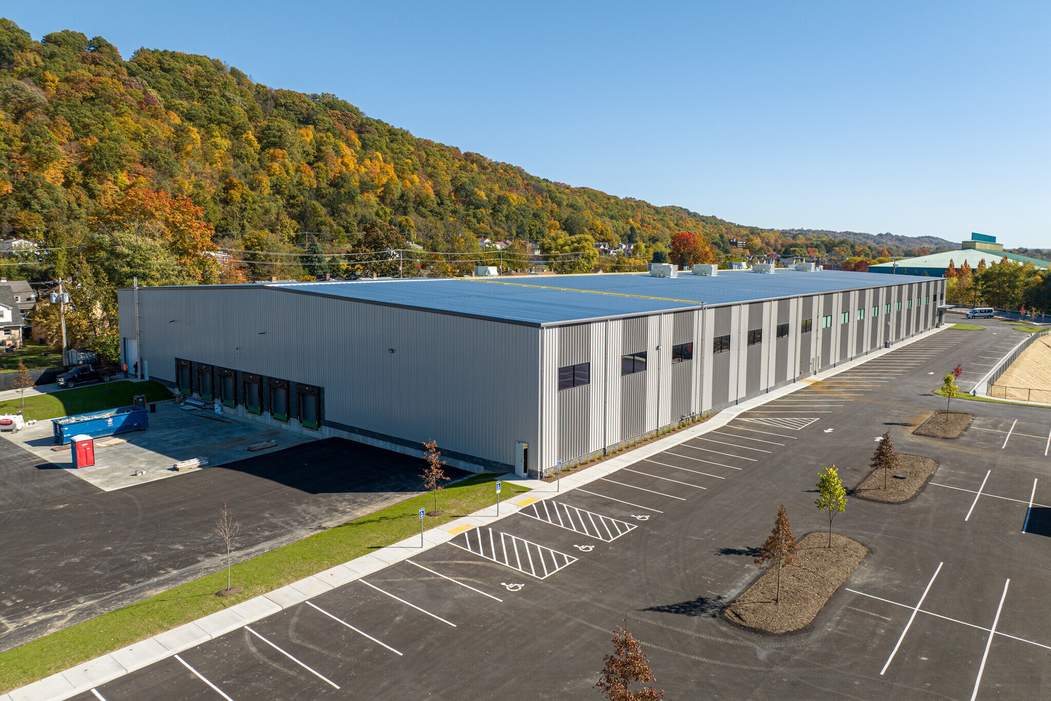 1200 Brickworks, Leetsdale, PA à louer Photo de l’immeuble– Image 1 sur 5