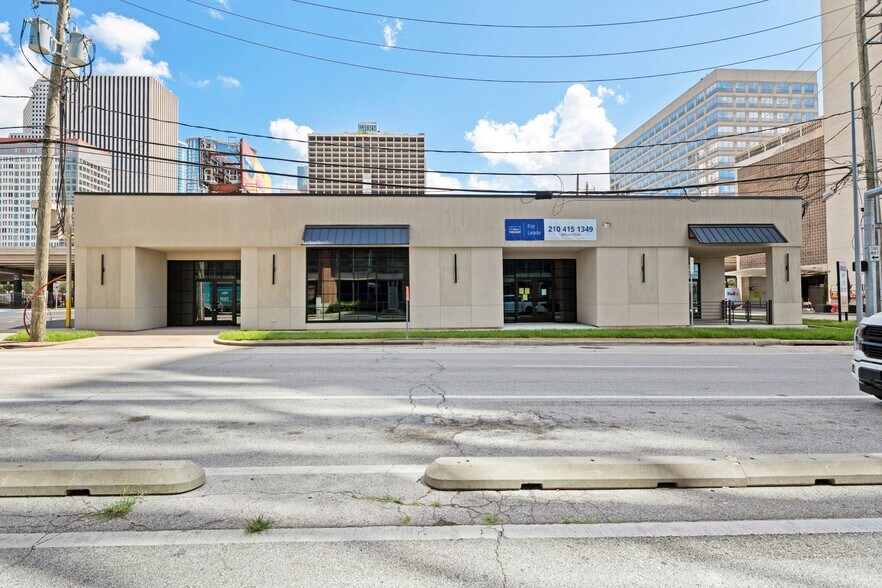 2020 Travis St, Houston, TX à louer - Photo de l’immeuble – Image 1 sur 6