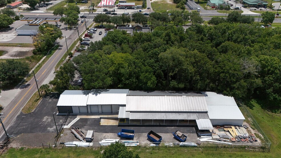 301 Charlie Griffin Rd, Plant City, FL à louer - Photo de l’immeuble – Image 3 sur 38