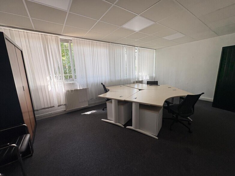 Bureau dans Marseille à louer - Photo intérieure – Image 2 sur 8
