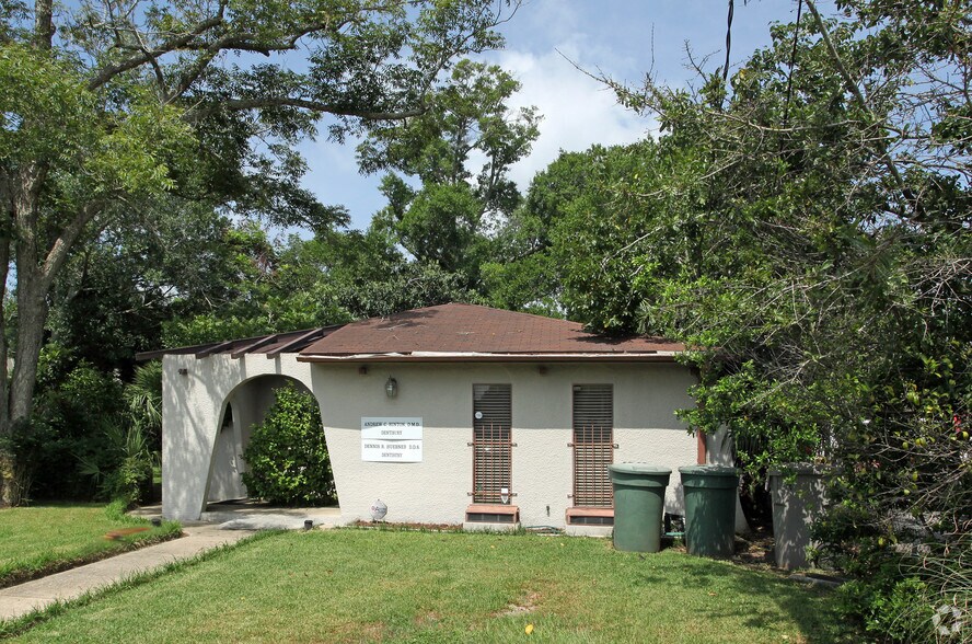 627 New Warrington Rd, Pensacola, FL à vendre - Photo principale – Image 1 sur 3