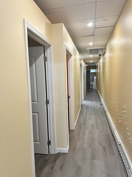 1460-1462 Nepperhan Ave, Yonkers, NY à louer - Photo de l’immeuble – Image 2 sur 8