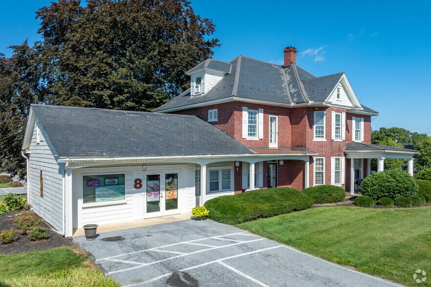 780 Eden Rd, Lancaster, PA à louer - Photo principale – Image 2 sur 9