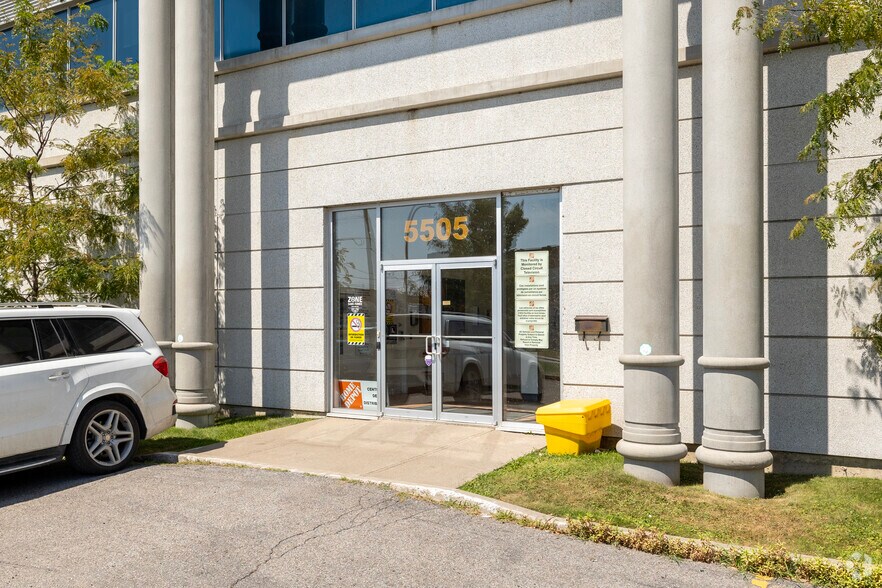 5505 Ch Saint-François, Saint-Laurent, QC à vendre - Photo de l’immeuble – Image 3 sur 3