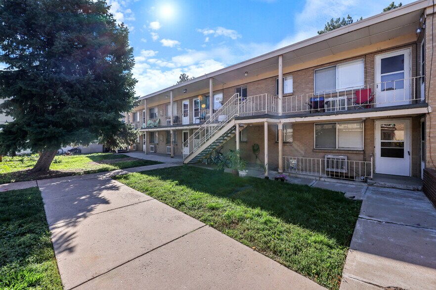 5944 S Datura St, Littleton, CO à vendre - Photo de l’immeuble – Image 3 sur 15