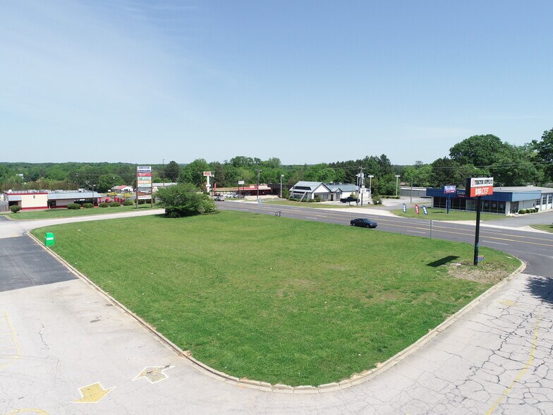 1839 J a Cochran Byp, Chester, SC à vendre - Photo de l’immeuble – Image 1 sur 7