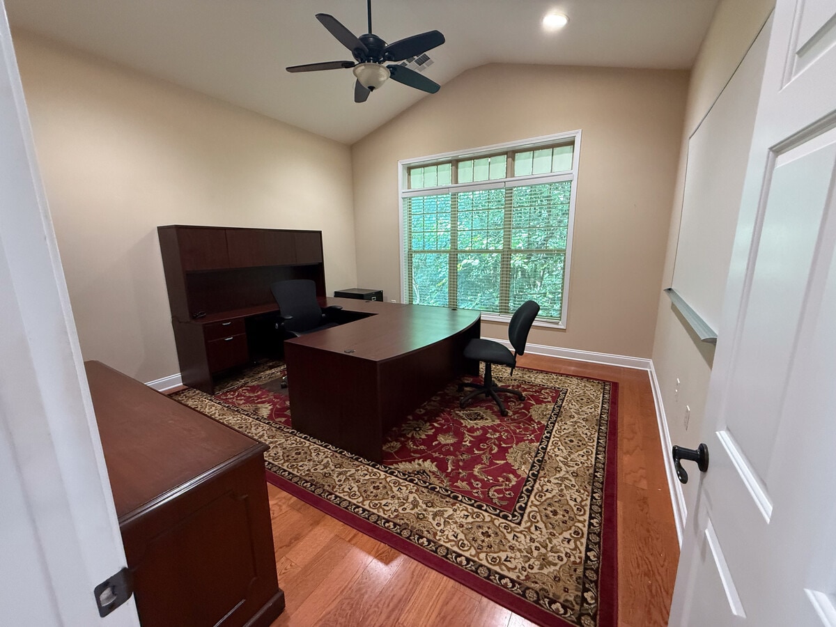 1110 Satellite Blvd, Suwanee, GA 30024 - Lot 404 -  - Photo intérieure - Image 1 of 5